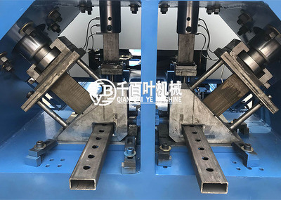 九江全自動沖孔機 護欄全自動沖孔機 千百業(yè)